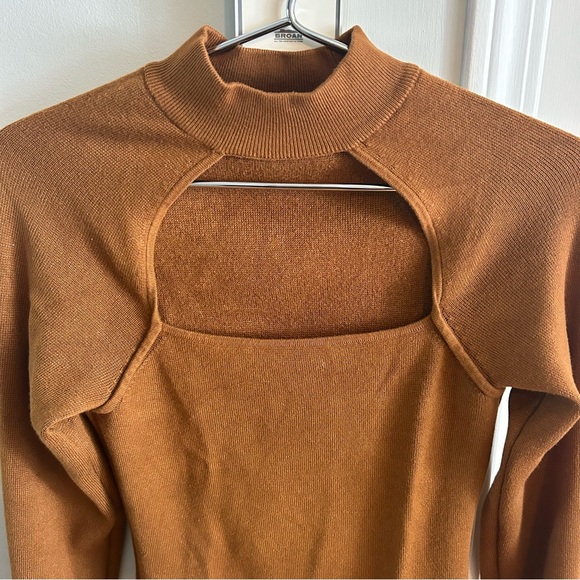 Stylish Autum colour Top - Picture 2 of 3